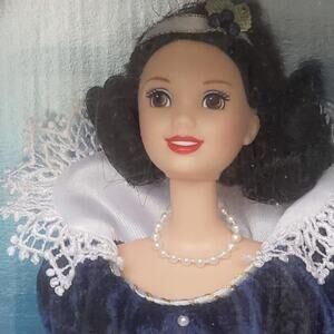 Vintage Snow White Disney Holiday Princess Mattel 1998 NIB